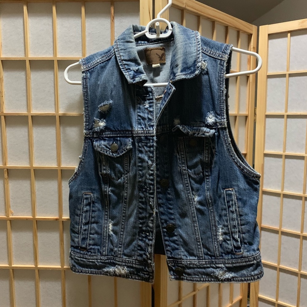 American Eagle Jean Vest